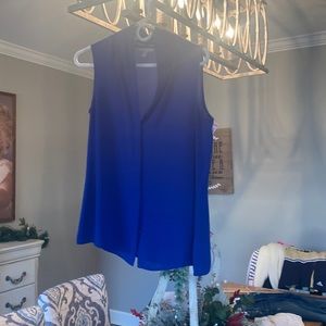 Banana republic size 6 blue top